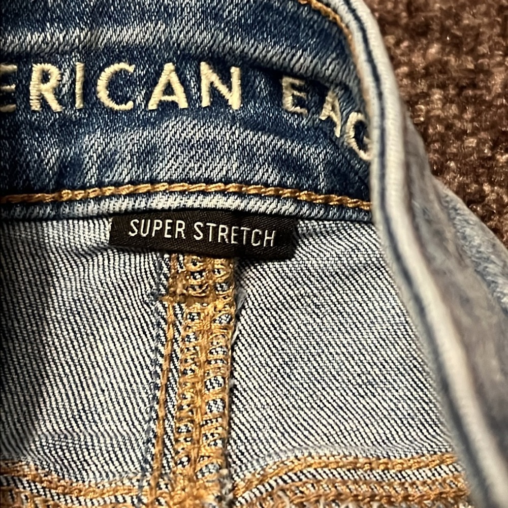 American Eagle Hi Rise Mini distressed Super Stretch size 2 Jean Skirt - Picture 4 of 9